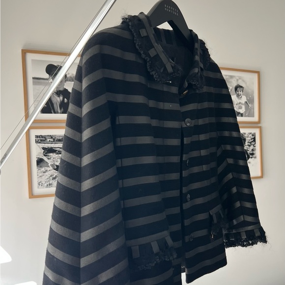 CHANEL Black Jacket in cashmere - Picture 6 of 10